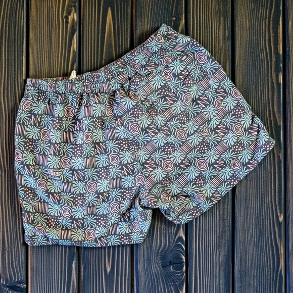 Vans Geometric Pattern Cargo Shorts Drawstring Pockets Logo Black Pink Green XL - Picture 2 of 5